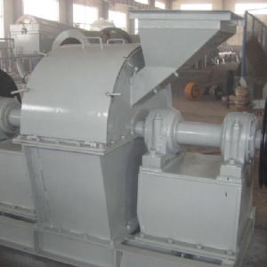 籠式粉碎機